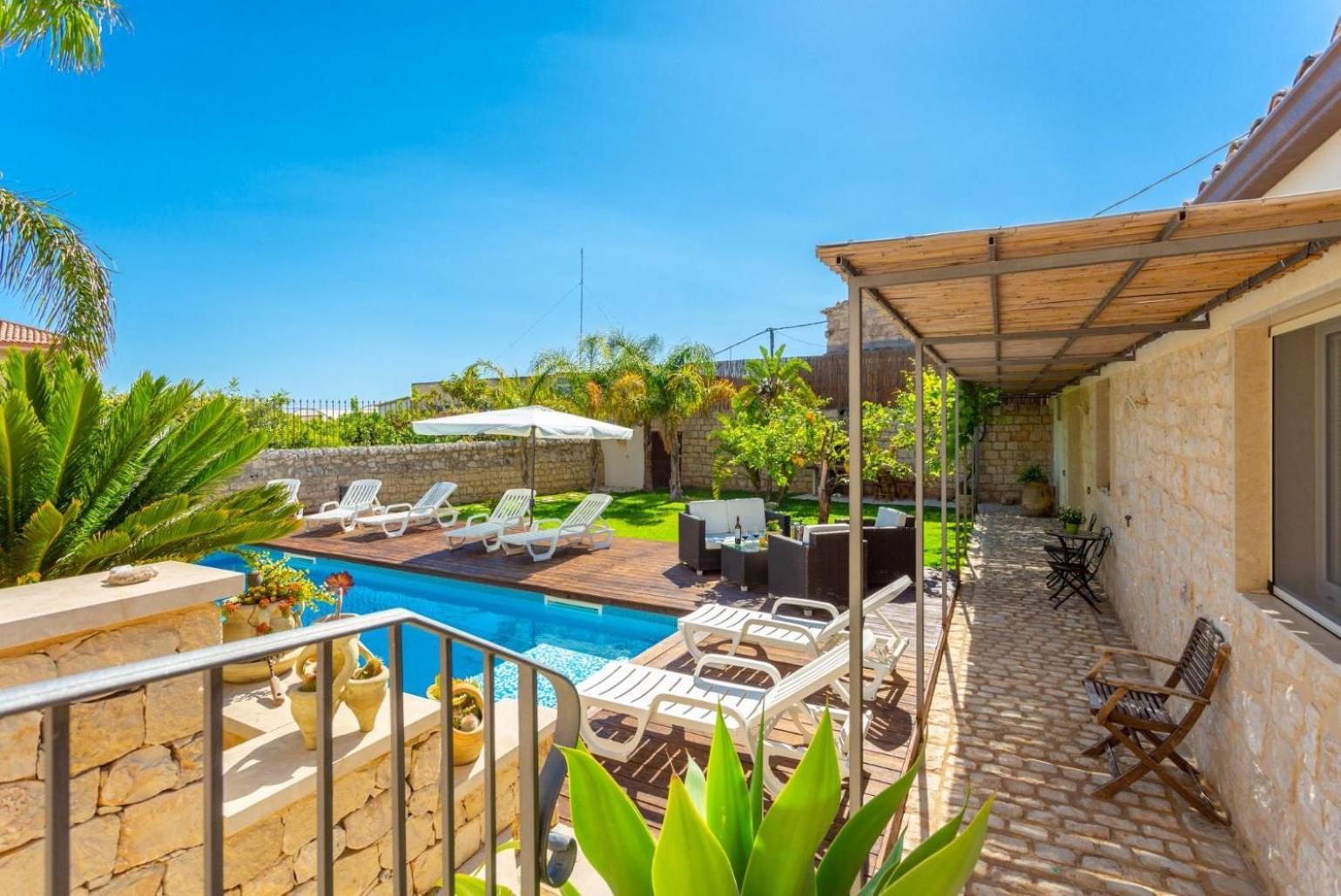 Villa Aziz ชิคลี ภายนอก รูปภาพ